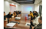 2020年4月11日，湖南捷坤門業(yè)有限公司在長沙總部基地辦公室召開了業(yè)務(wù)部三月份工作總結(jié)
